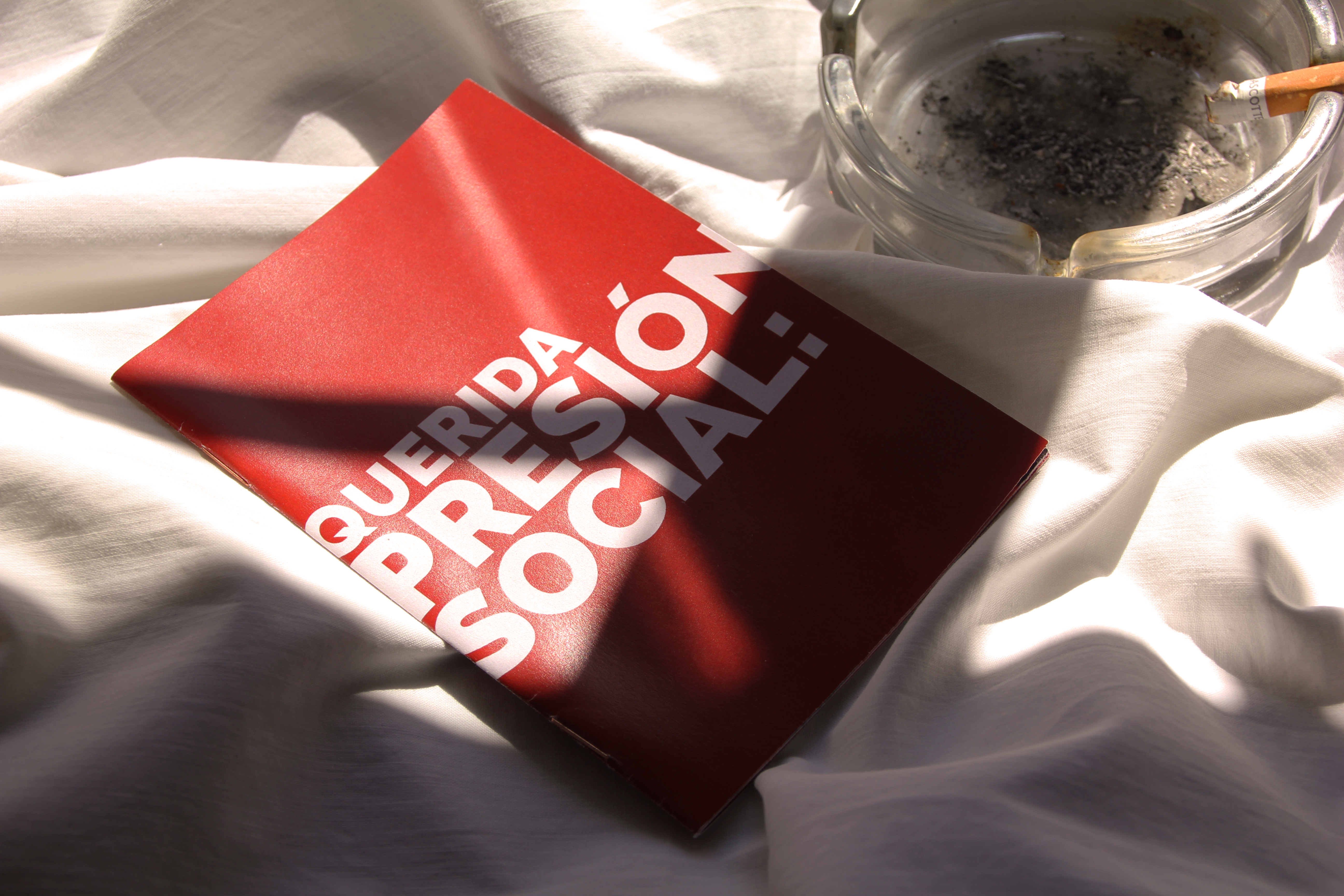 Querida presión social — portada